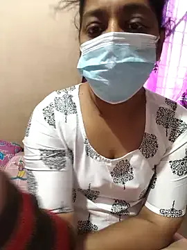 LunnaGrey – webcam model profile photo Image 16