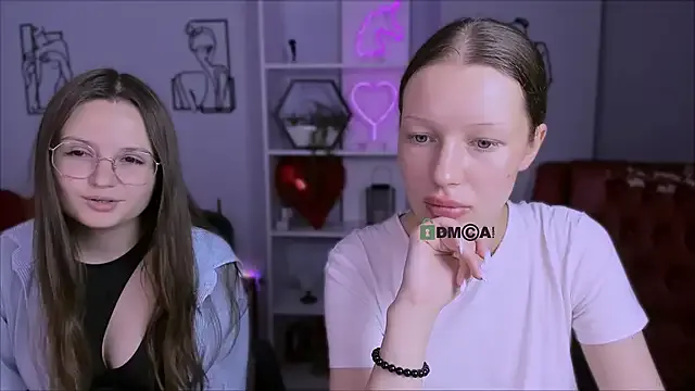 khloebeauty – webcam model profile photo