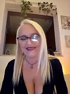 kikkastar Image 10