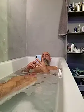 LiaRussel – webcam model profile photo Image 17