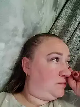Kiss_Eva Image 2