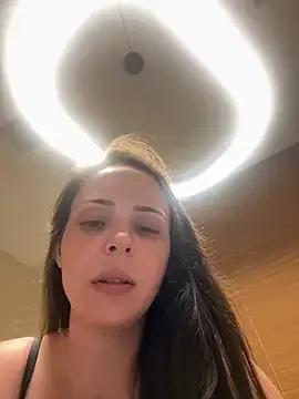 sexmittennjoytoy – webcam model profile photo Image 15