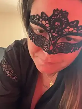 Lunaescarlet – webcam model profile photo Image 7