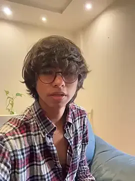 brendaliive – webcam model profile photo Image 4