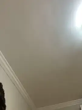 LadyV44 – webcam model profile photo Image 4