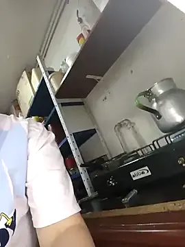 arieel__722 – webcam model profile photo Image 3