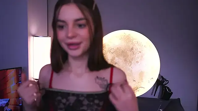 RollDolls – webcam model profile photo Image 12