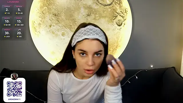 RollDolls – webcam model profile photo Image 14