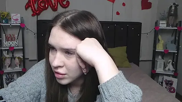 LauraHlot – webcam model profile photo