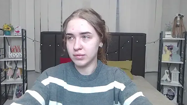 Alina_Vibe_Me – webcam model profile photo Image 19