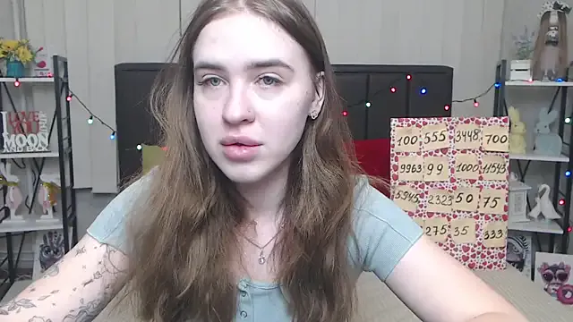 Alina_Vibe_Me – webcam model profile photo Image 9