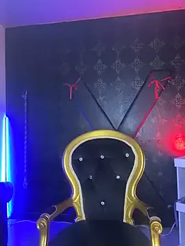 SallyLynn18 – webcam model profile photo Image 5