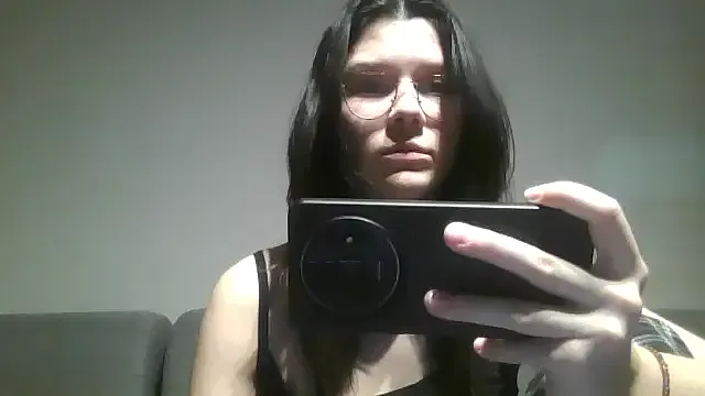 Sweetdalilaa – webcam model profile photo Image 2