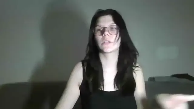 Sweetdalilaa – webcam model profile photo Image 4