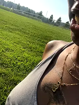 DoriDeluxe66 – webcam model profile photo Image 4