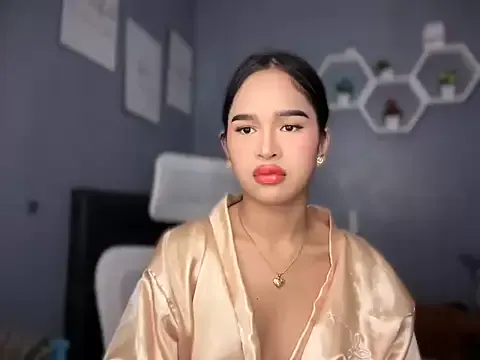 Bustybritishbbw – webcam model profile photo Image 6