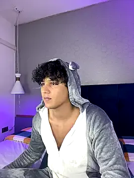 camille-w – webcam model profile photo Image 11