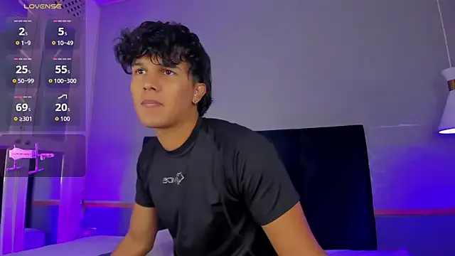 camille-w – webcam model profile photo Image 7