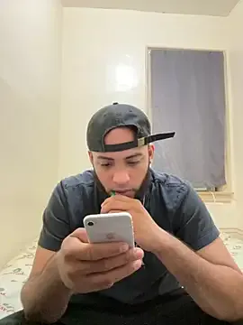 MirandaConnors – webcam model profile photo Image 6