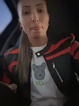 LetsFunKARINA Image 4