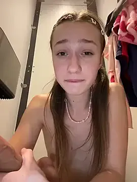 Lia__Love Image 4