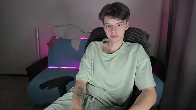 JoiDivision – webcam model profile photo Image 19