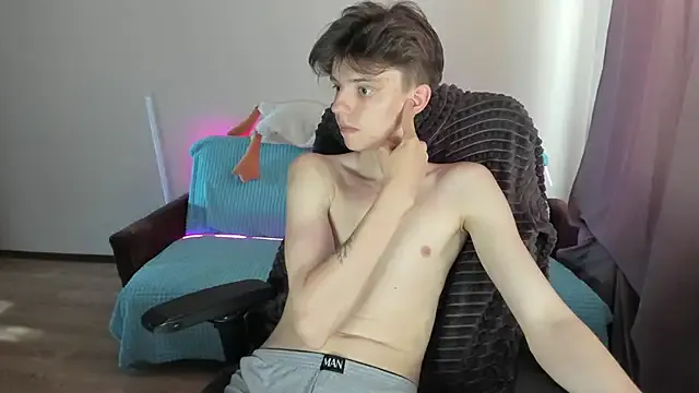 JoiDivision – webcam model profile photo Image 5