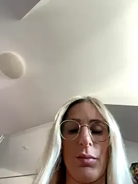 Valeriavegas69 – webcam model profile photo Image 16