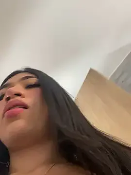 RUXXANDRA – webcam model profile photo Image 19