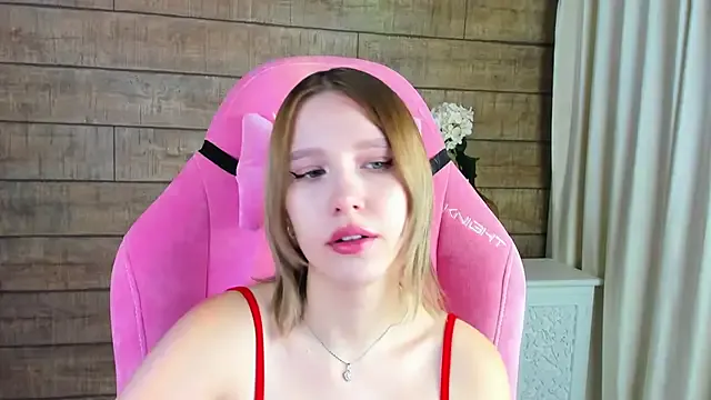 Clinic_Sexy – webcam model profile photo Image 8