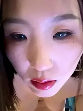 ArinaBelly – webcam model profile photo Image 12