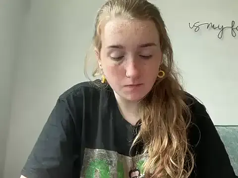 VitoriaGreco – webcam model profile photo Image 7