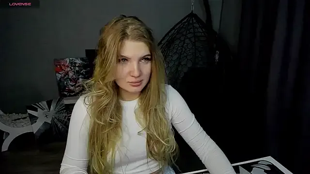 Bibabyblueeyes – webcam model profile photo Image 11