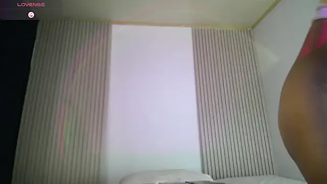 MelisaGill – webcam model profile photo Image 13