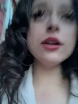 Lina_twin Image 5