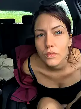 QueenSelena – webcam model profile photo Image 4