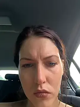 QueenSelena – webcam model profile photo Image 8