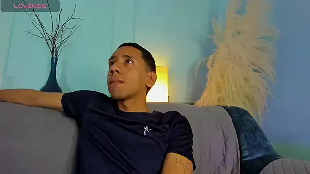 brendaliive – webcam model profile photo Image 10