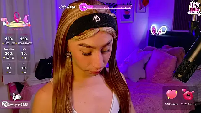 noahsthone – webcam model profile photo Image 15