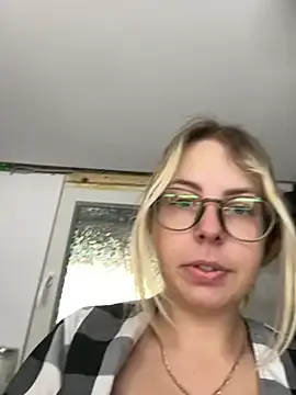 Livewithlucy Image 12