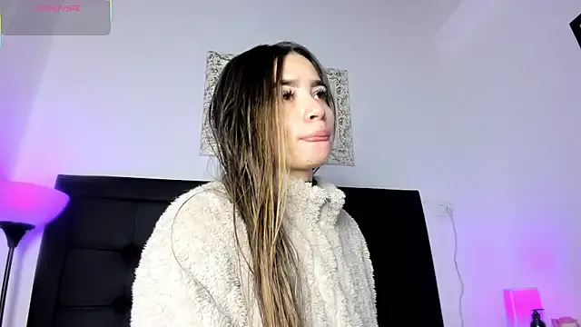 Petite_minette30 – webcam model profile photo Image 14