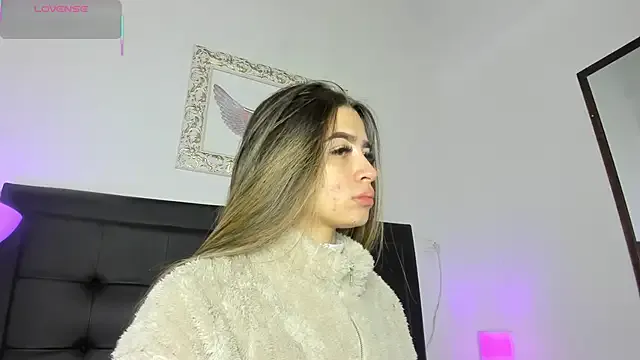 Petite_minette30 – webcam model profile photo Image 17