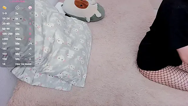 CarolineeFoster – webcam model profile photo Image 6