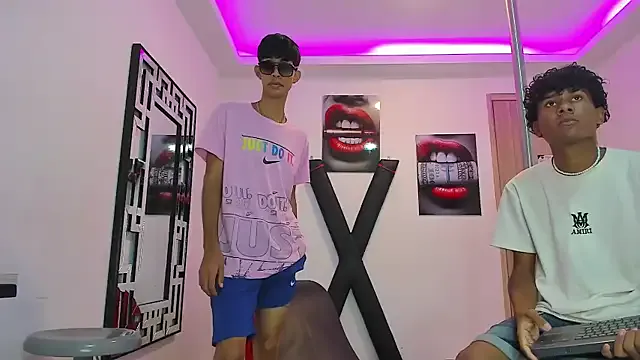 JadeHillss – webcam model profile photo Image 4