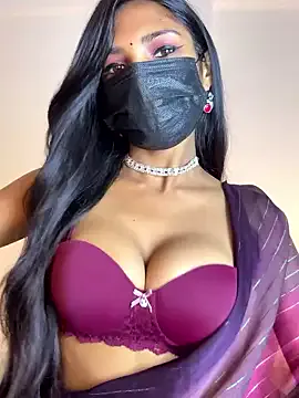 ReginaVelvet – webcam model profile photo Image 7