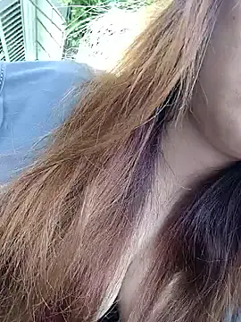 petrouchkaaa_ – webcam model profile photo Image 7