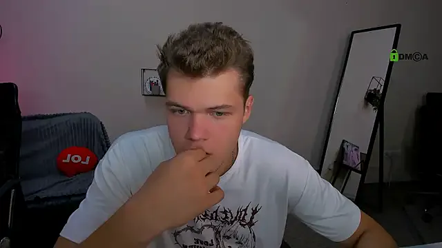 JadeHillss – webcam model profile photo Image 9