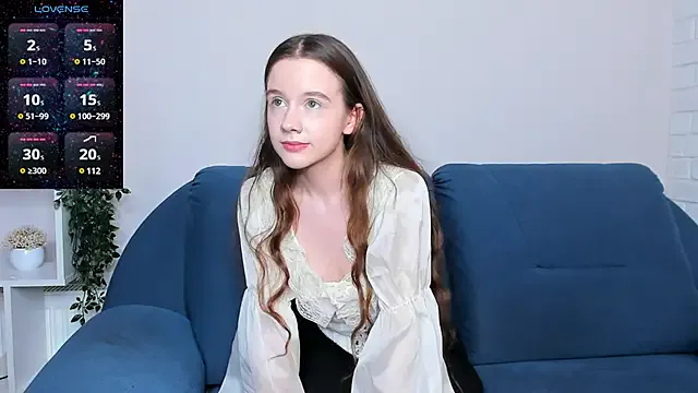 LiaRussel – webcam model profile photo Image 2