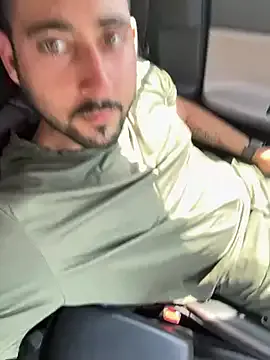 emilyttaylor – webcam model profile photo Image 3