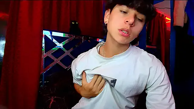 MsKatieX – webcam model profile photo Image 13